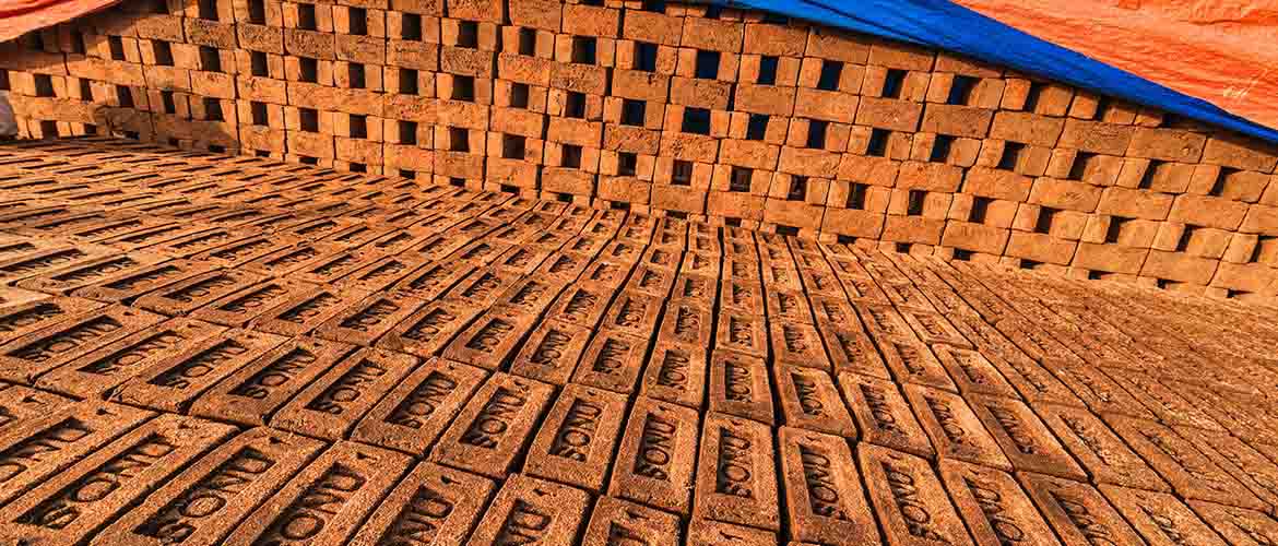 Fire Bricks vs Regular Bricks Brick Manufacturers in India